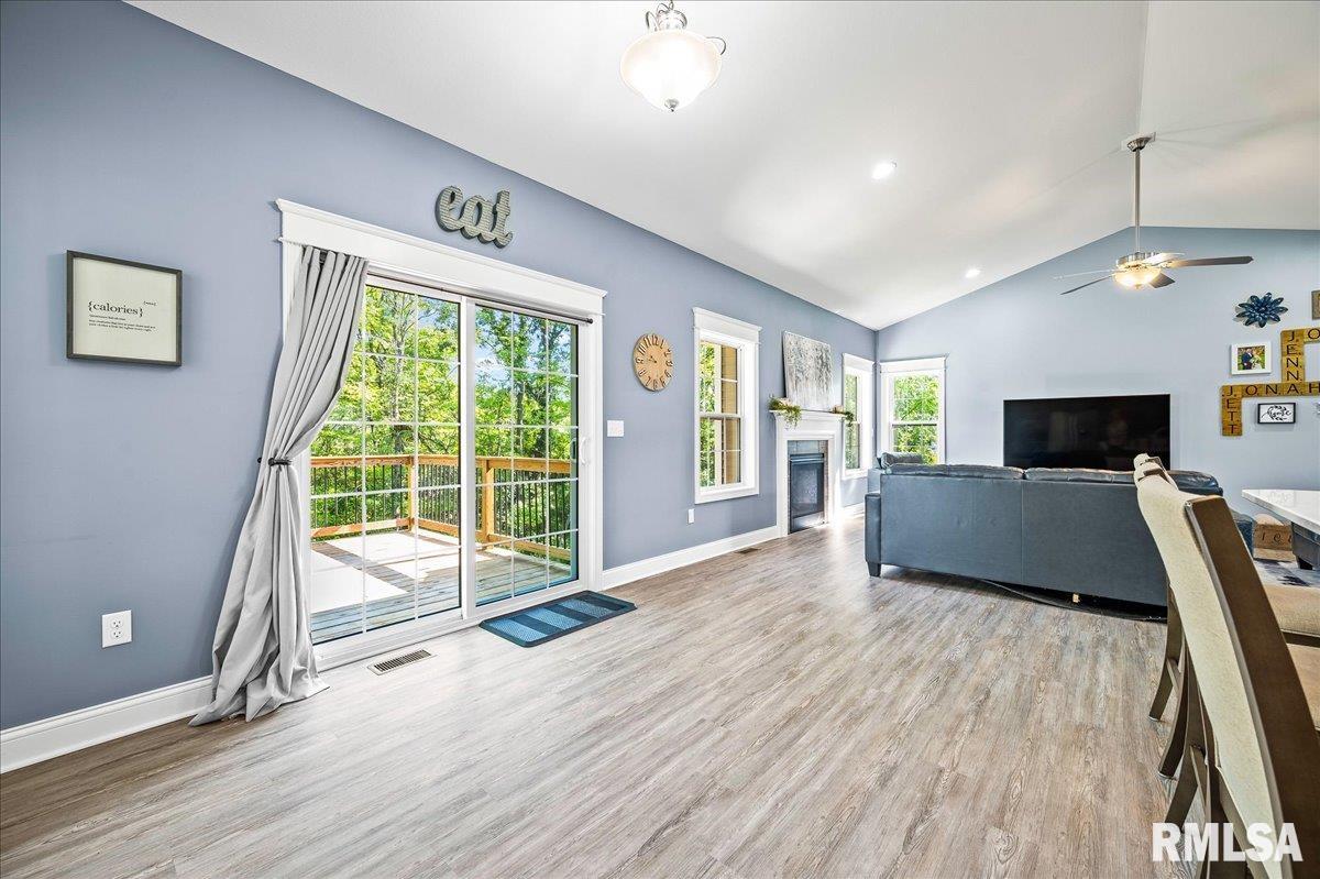 302 Saddlerock Drive Washington, IL 61571 - Photo 15 of 45