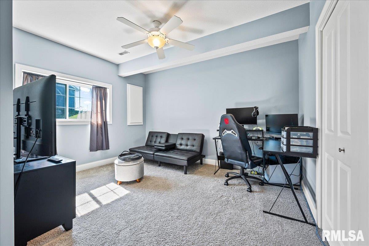 302 Saddlerock Drive Washington, IL 61571 - Photo 36 of 45