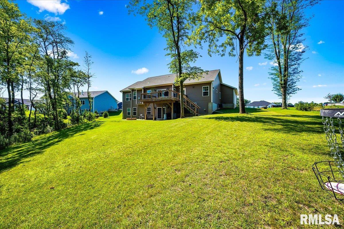 302 Saddlerock Drive Washington, IL 61571 - Photo 7 of 45