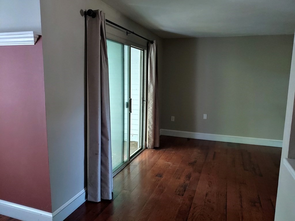 3 Beal's Cove Road, Unit B Hingham, MA 02043 - Photo 11 of 17 Gallery Image 11
