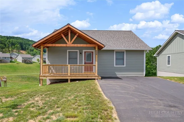 $390,000 | 233 Ava Way, Unit 109, Boone, NC 28607