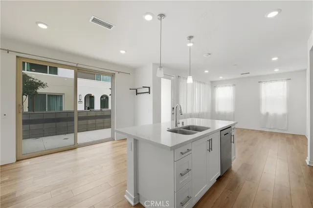 $589,000 | 3520 East Peckham Paseo, Unit 6, Ontario, CA 91761