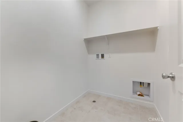 $589,000 | 3520 East Peckham Paseo, Unit 6, Ontario, CA 91761