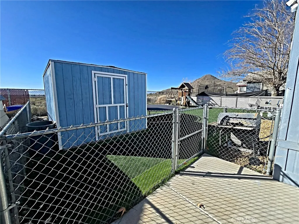 20843 Waalew Road, Unit C31 Apple Valley, CA 92307 - Photo 12 of 15