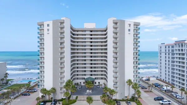 $2,500 | 2055 North Atlantic Avenue, Unit 710, Daytona Beach, FL 32118