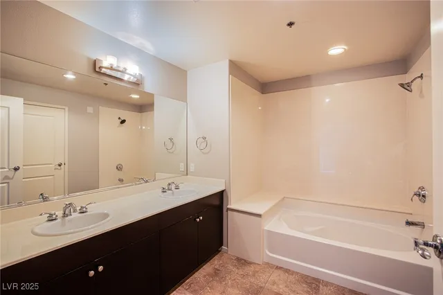 $3,000 | 8255 South Las Vegas Boulevard, Unit 1702, Las Vegas, NV 89123