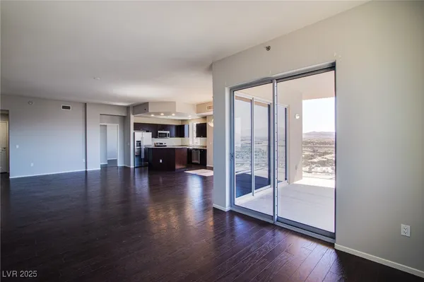 $3,000 | 8255 South Las Vegas Boulevard, Unit 1702, Las Vegas, NV 89123