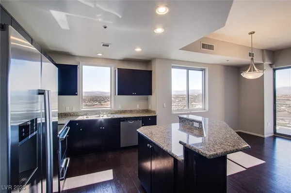 $3,000 | 8255 South Las Vegas Boulevard, Unit 1702, Las Vegas, NV 89123