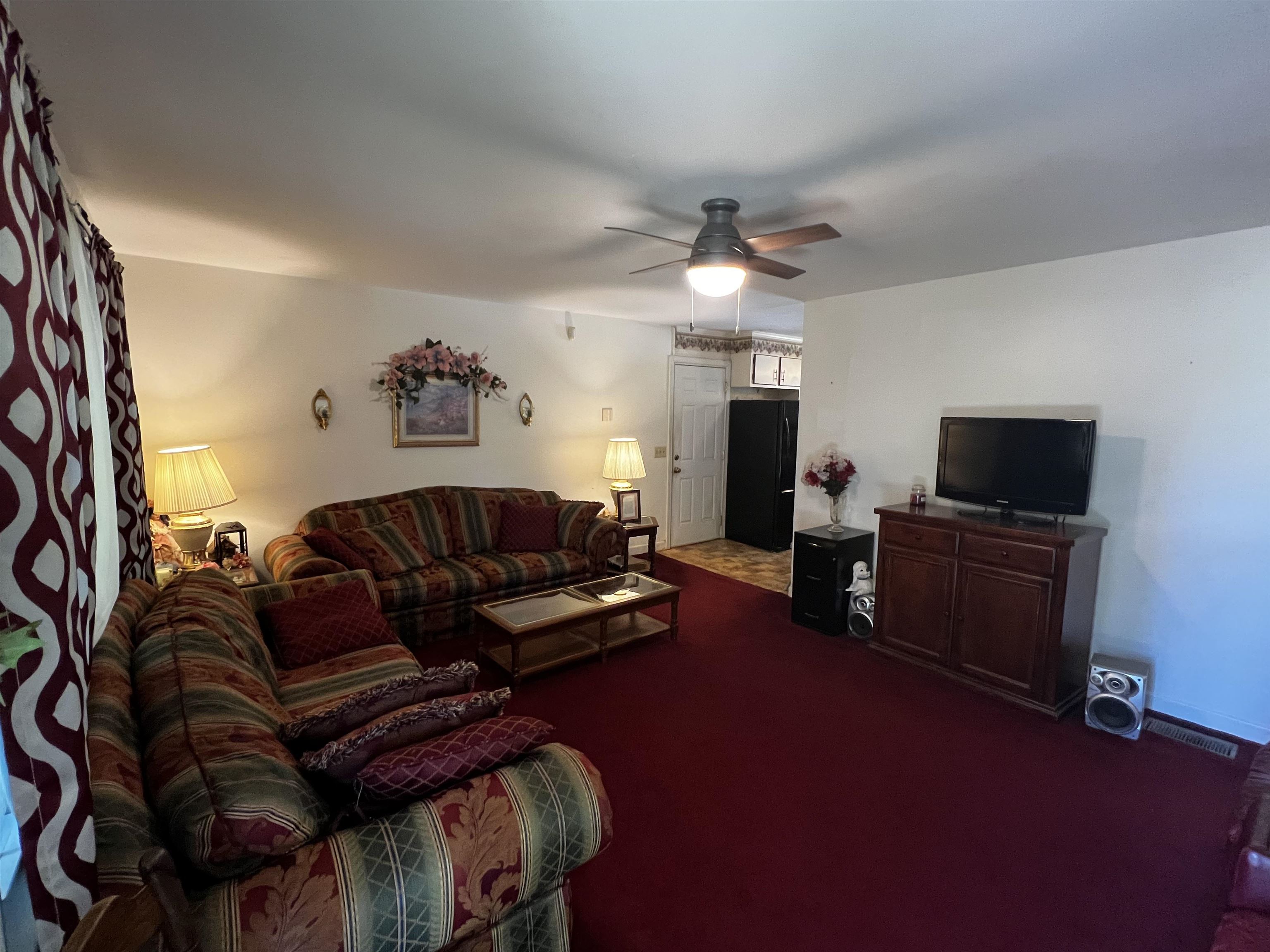205 Skyline Road Greer, SC 29651 - Photo 6 of 23 Gallery Image 6