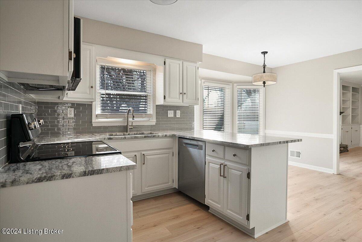 10802 Falkirk Road Louisville, KY 40243 - Photo 11 of 38 17-10802-22