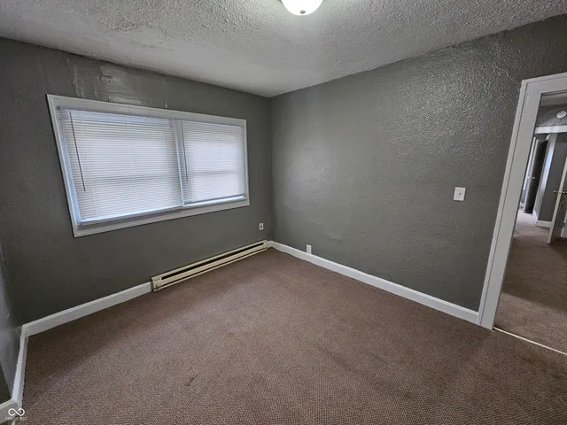 $140,000 | 833 North Gladstone Avenue, Indianapolis, IN 46201