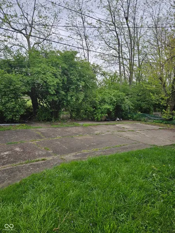 $140,000 | 833 North Gladstone Avenue, Indianapolis, IN 46201