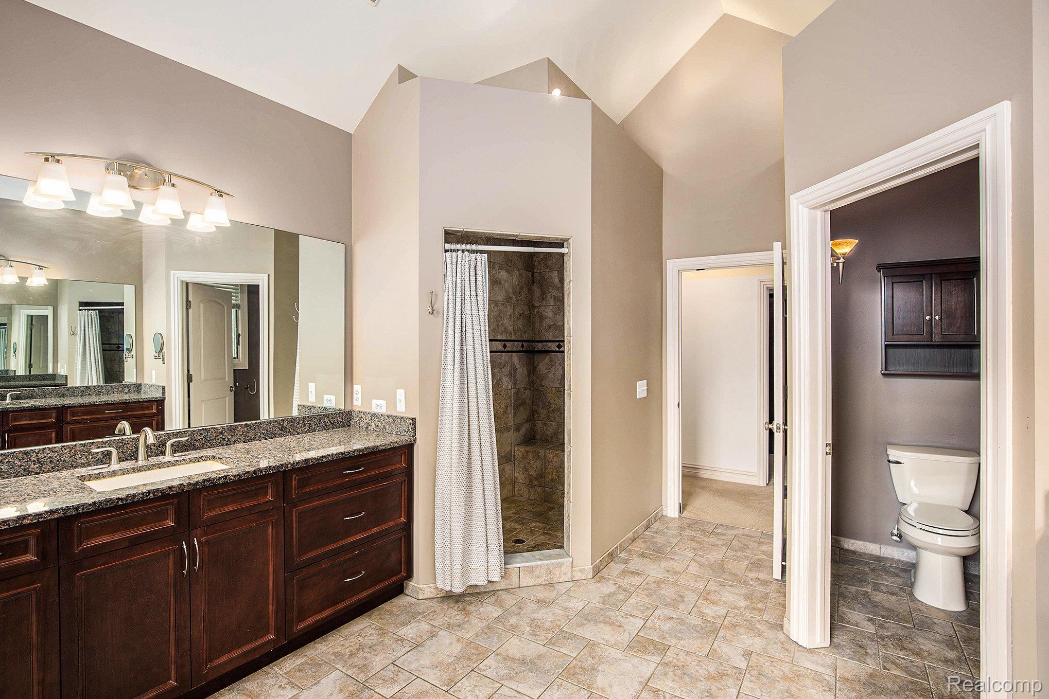 8670 Country Manor Drive Romeo, MI 48065 - Photo 18 of 50 017_3a9a5739_747.jpg