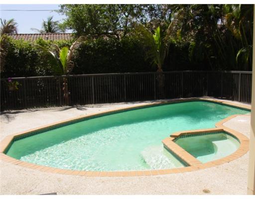 850 Bailey Street Boca Raton, FL 33487 - Photo 2 of 16 Additional Photo