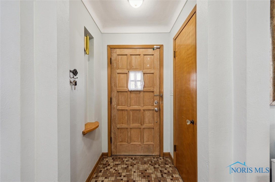 3157 Aldringham Road Toledo, OH 43606 - Photo 7 of 50 Gallery Image 7