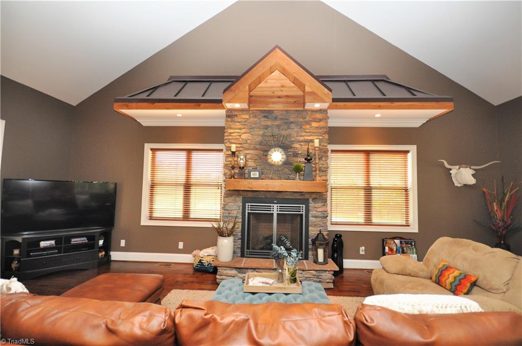5849 Pepper Road Oak Ridge, NC 27310 - Photo 8 of 28