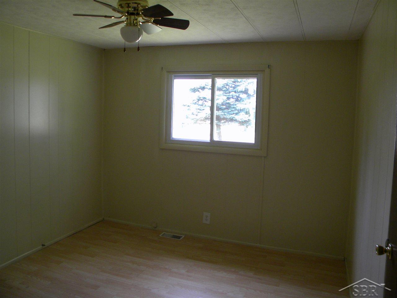 8890 Lennon Road Lennon, MI 48449 - Photo 13 of 18 31388158-12.JPG