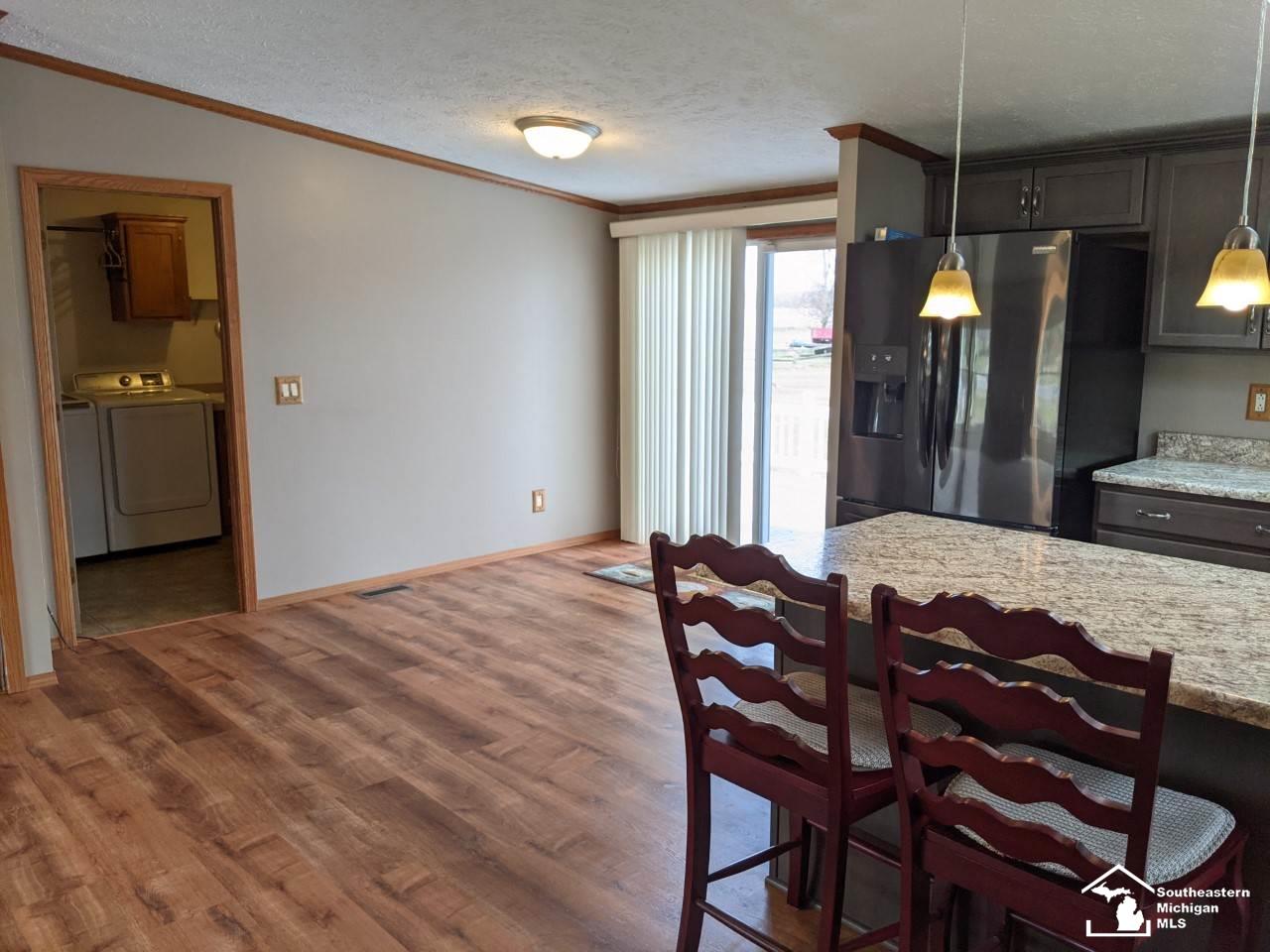 2950 Stewart Road Monroe, MI 48162 - Photo 5 of 46