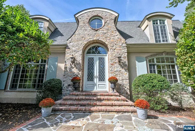 $3,450,000 | 505 Timberline Drive, Franklin Lakes, NJ 07417