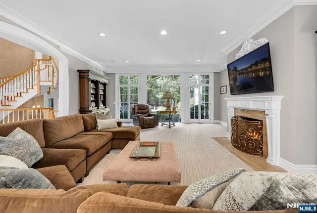 $3,450,000 | 505 Timberline Drive, Franklin Lakes, NJ 07417