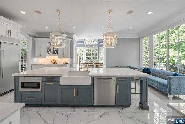 $3,450,000 | 505 Timberline Drive, Franklin Lakes, NJ 07417