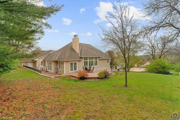 $495,900 | 5411 Southwest 40th Terrace, Topeka, KS 66610