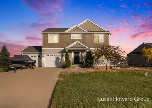 $400,000 | 4655 Paris Ridge Drive, Caledonia, MI 49316