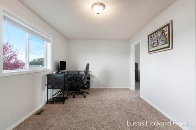 $400,000 | 4655 Paris Ridge Drive, Caledonia, MI 49316