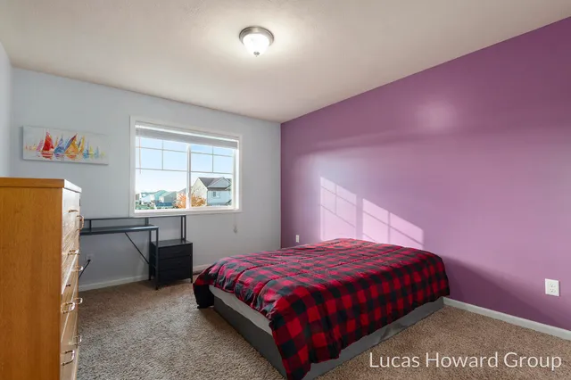 $400,000 | 4655 Paris Ridge Drive, Caledonia, MI 49316