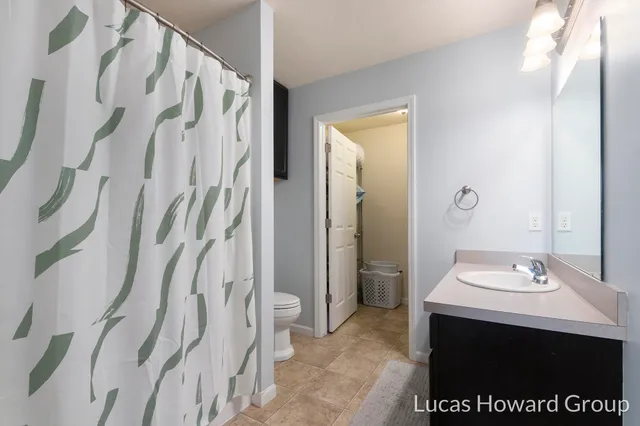 $400,000 | 4655 Paris Ridge Drive, Caledonia, MI 49316