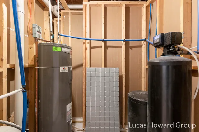 $400,000 | 4655 Paris Ridge Drive, Caledonia, MI 49316