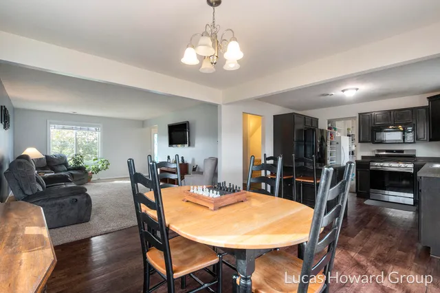 $400,000 | 4655 Paris Ridge Drive, Caledonia, MI 49316