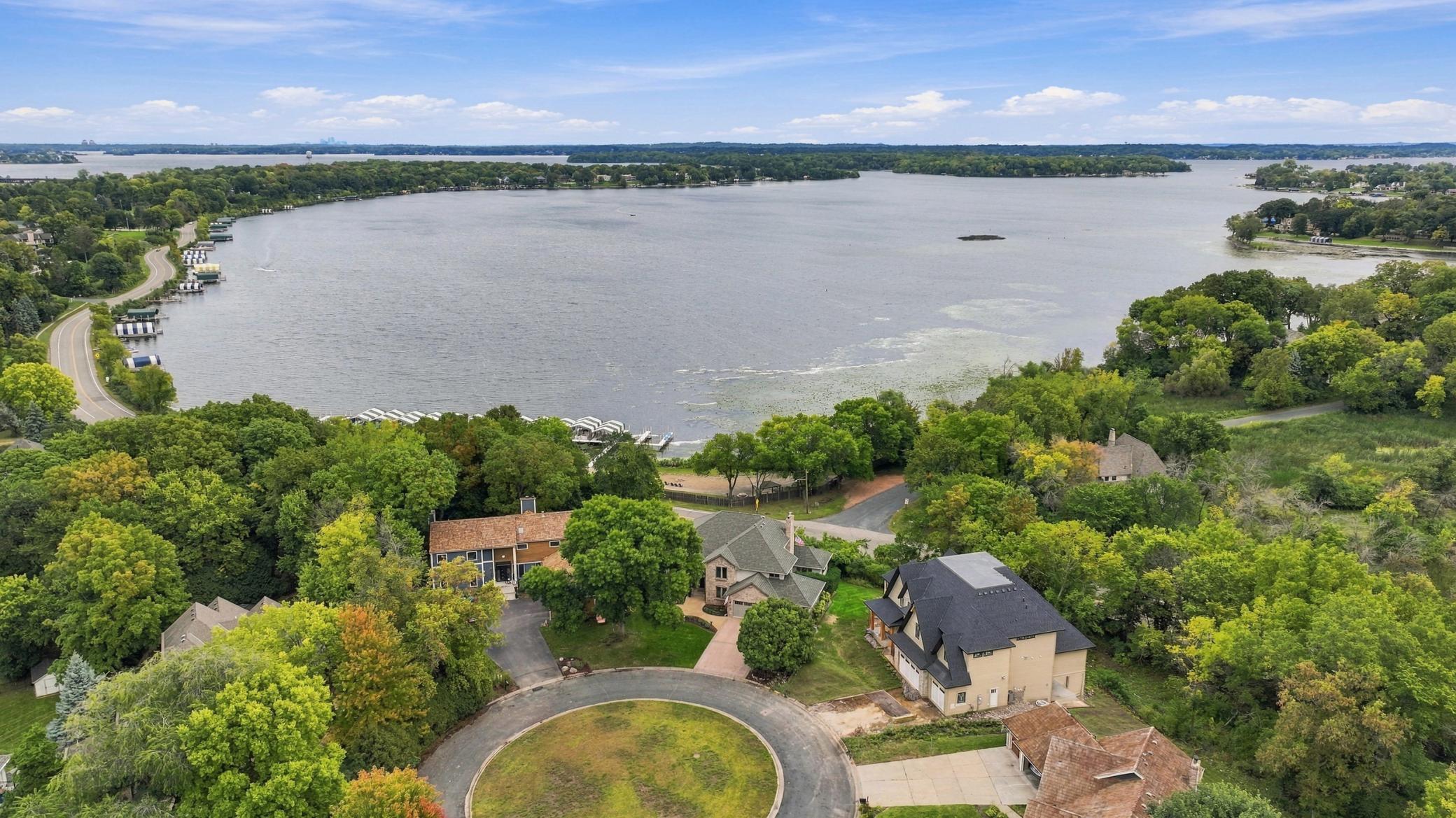 3143 Lafayette Ridge Road Minnetonka Beach, MN 55391 - Photo 2 of 124 Gallery Image 2