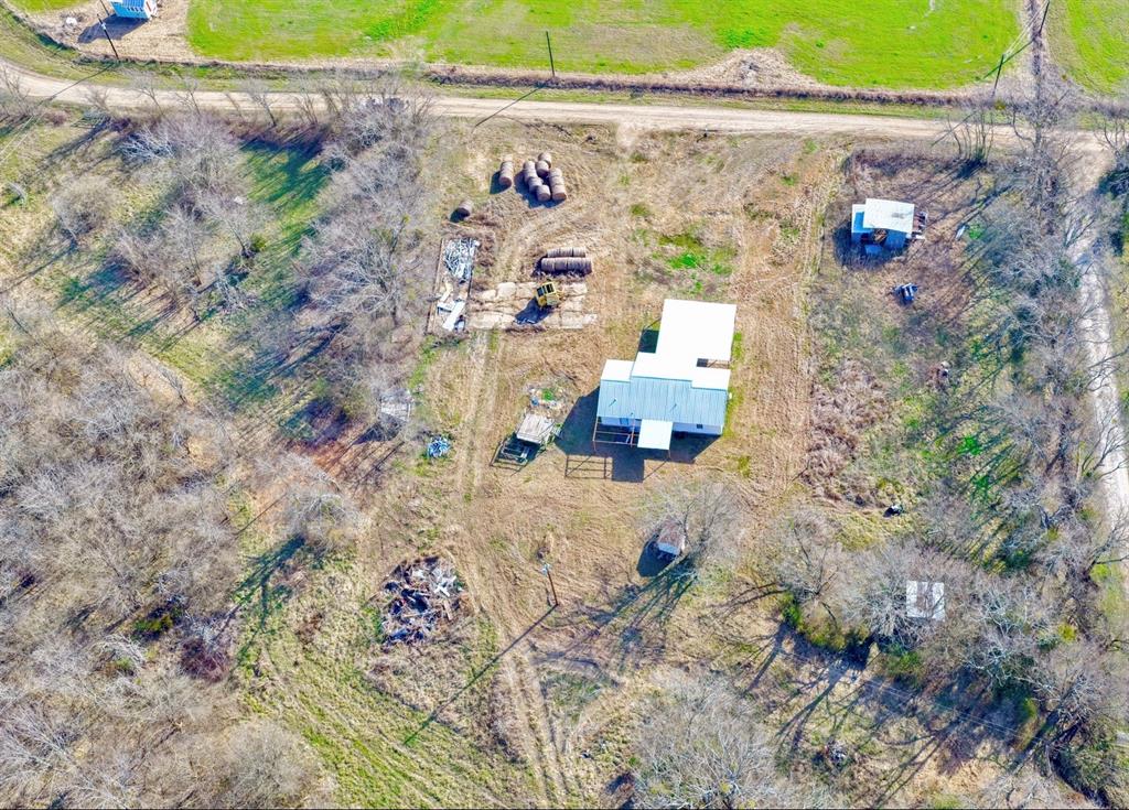 5194 County Road Pattonville, TX 75468 - Photo 10 of 17