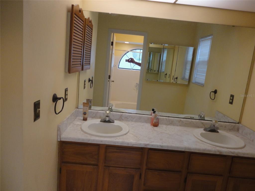 7823 Southwest 9th Place Gainesville, FL 32607 - Photo 8 of 16