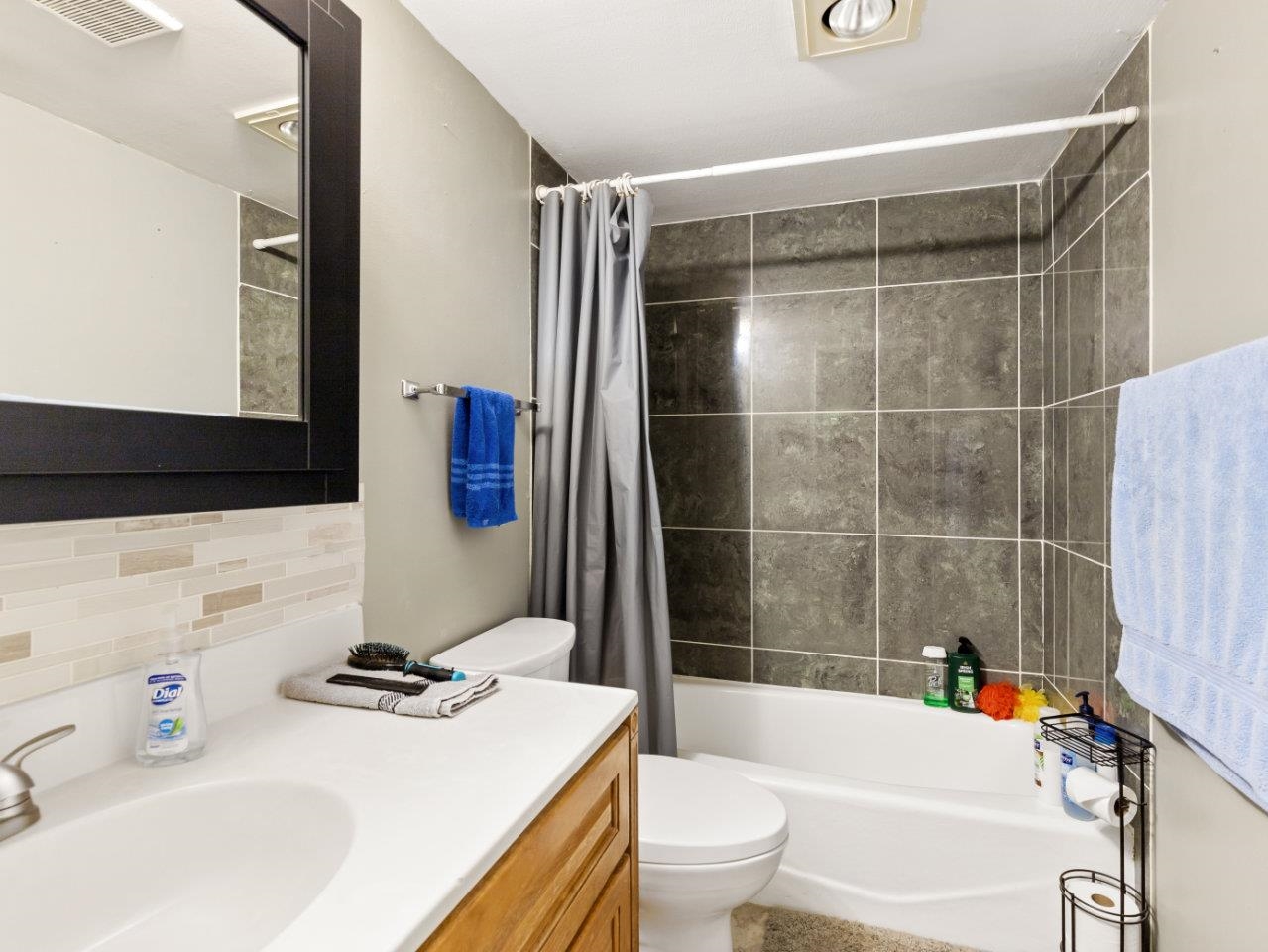 5375 West Cove Road Honor, MI 49640 - Photo 21 of 33 1923992-cc90a50f-2b0d-4101-8528-442e3d617db0.JPG
