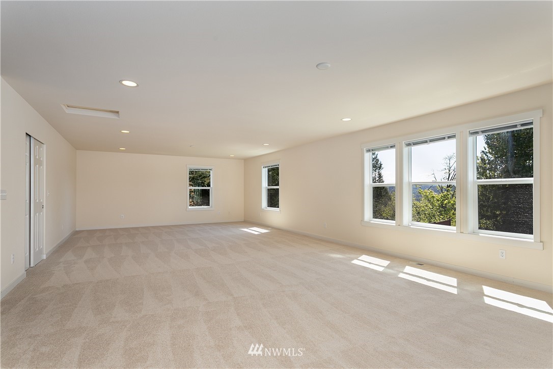 3103 Southeast 4th Street Renton, WA 98056 - Photo 11 of 25