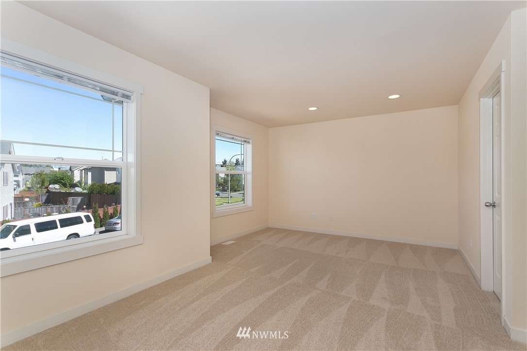 3103 Southeast 4th Street Renton, WA 98056 - Photo 17 of 25