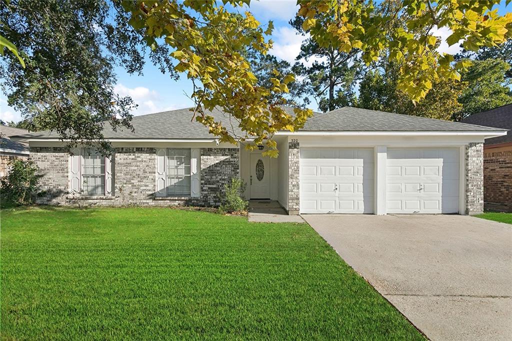 320 Holmes Drive Slidell, LA 70460 - Photo 2 of 16