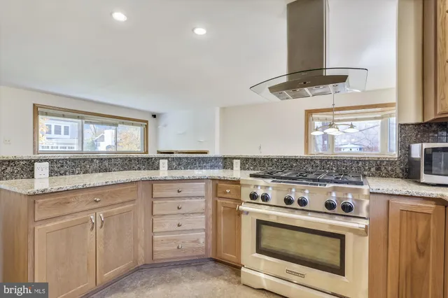 $4,750 | 6403 Tone Drive, Bethesda, MD 20817