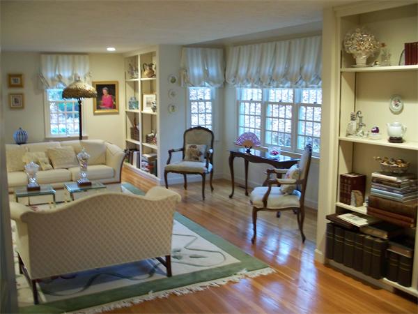 164 Kettle Hole Road Bolton, MA 01740 - Photo 14 of 28 a living room with furniture and wooden floor