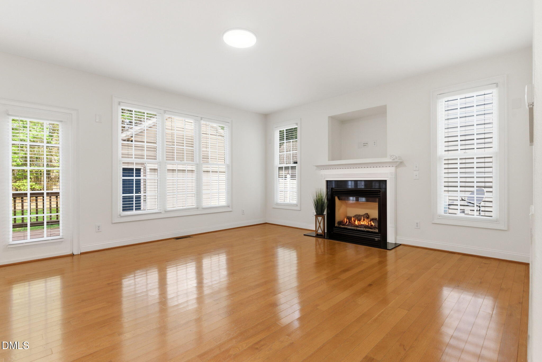 137 Fort Jackson Road Morrisville, NC 27560 - Photo 19 of 67 137 Ford Jackson Road-17