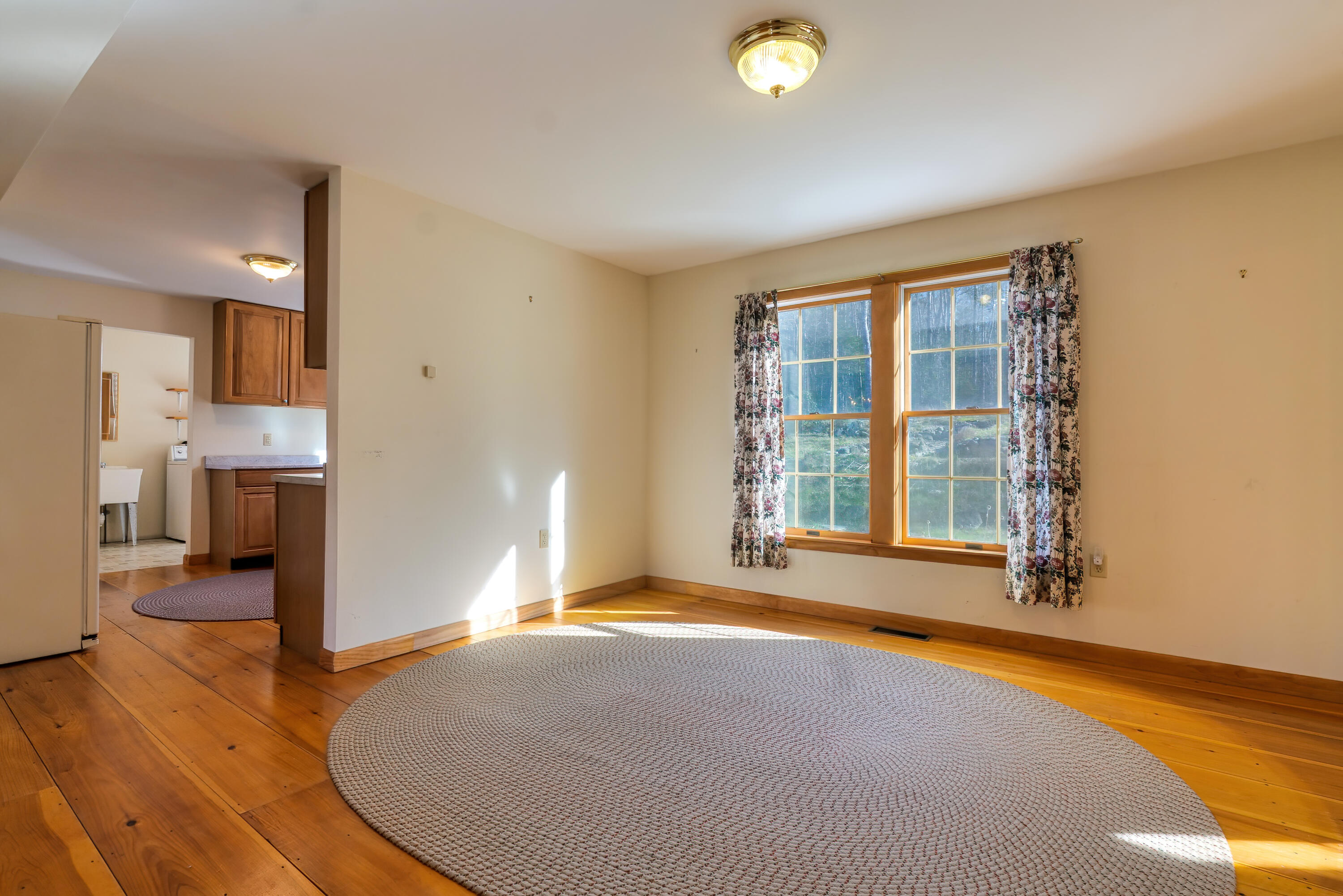 31 Newbury Neck Road Surry, ME 04684 - Photo 14 of 27 Dining Area
