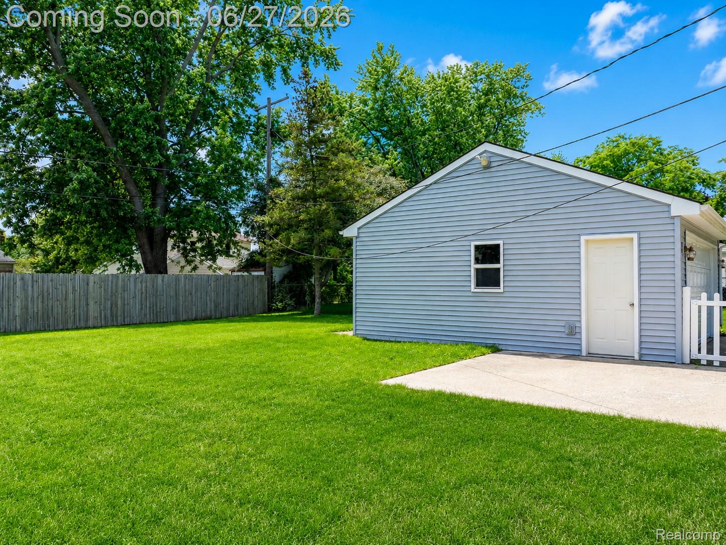 221 Reitman Court Rochester, MI 48307 - Photo 24 of 30 Image 8 - Reitman .jpg