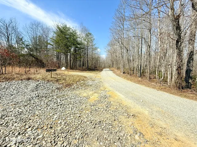$370,000 | Skull Creek Road, Robbins, TN 37852
