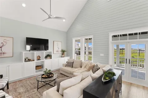 $659,995 | 3831 Lake Breeze Road, Lake Charles, LA 70605