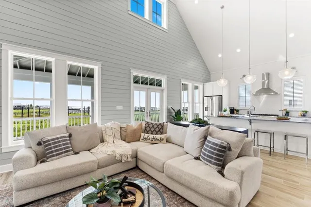 $659,995 | 3831 Lake Breeze Road, Lake Charles, LA 70605