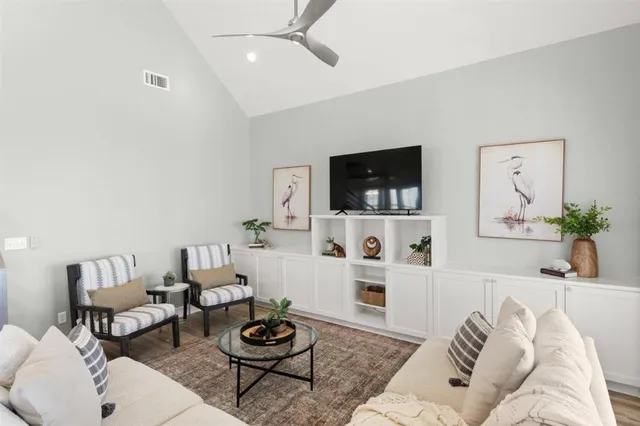 $659,995 | 3831 Lake Breeze Road, Lake Charles, LA 70605