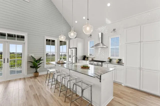 $659,995 | 3831 Lake Breeze Road, Lake Charles, LA 70605