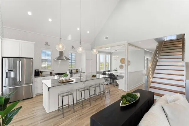 $659,995 | 3831 Lake Breeze Road, Lake Charles, LA 70605